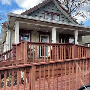 Restaurant front cottage
