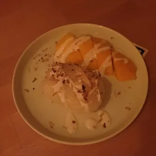 Mango sticky rice