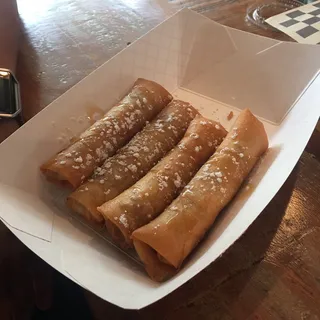 Creamy Apple Crisp Lumpia