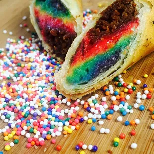 Rainbow cheesecake Lumpia