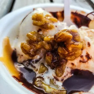 Butterscotch ice cream sundae