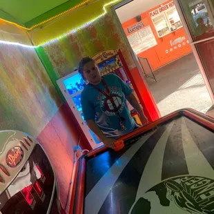 Ice cream &amp; games on date nite!