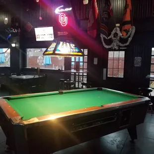 sushi and sashimi, interior