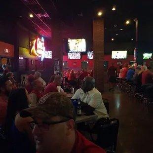 Lumpys Sports Grill