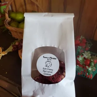 Excellent red velvet cookies with white chocolate chips