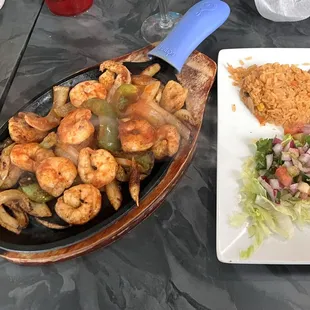 Shrimp fajitas.