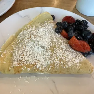 Lemon Curd &amp; Fresh Berries crepe