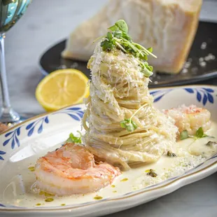 LEMON SPAGHETTI
Sautéed Shrimp, Mascarpone Cheese, Basil &amp; Crispy Capers