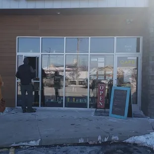 Safe window to order from.