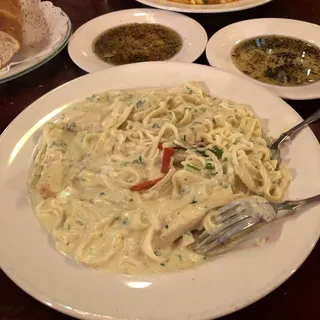 Fettuccine Alfredo