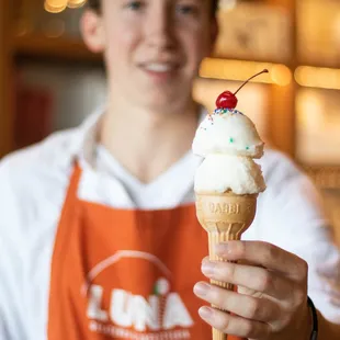 Vanilla Gelato cone