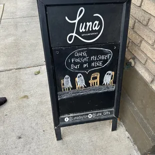 such a cute sign!