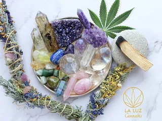 LA LUZ CANNABIS