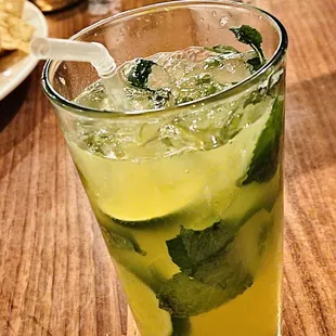 Passion fruit mojito