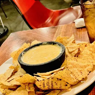 Queso Fundido con Chorizo