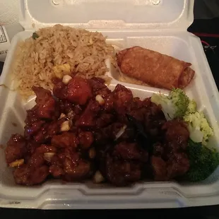 Always go for the combo platter. It will always leave you full.