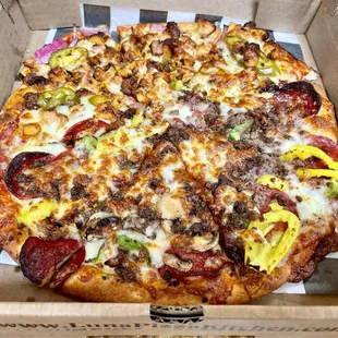 Small 1/2 super moon (aka deluxe), 1/2 chicken tikka