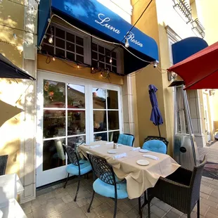 Table seating outdoors