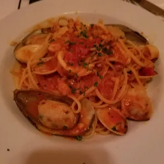 Linguini with White Clam Sauce
