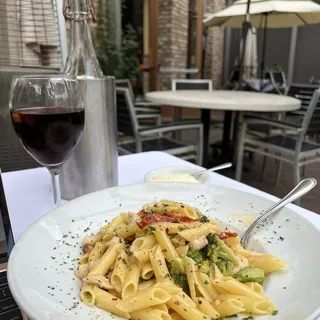Penne con Pollo and Broccoli