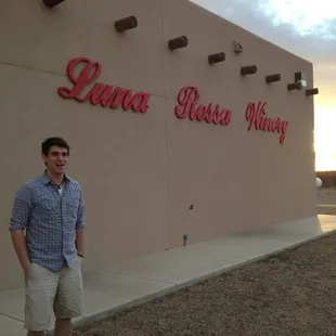 Outside the Winery for a free wine tasting.