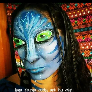 Avatar cosplay face painting