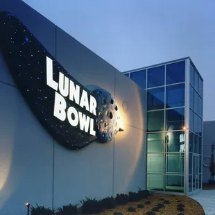 Lunar Bowl - Blue Springs, MO