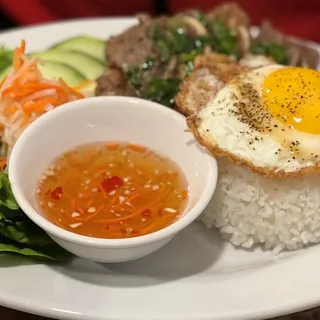 27. Grilled Short Ribs with Egg (Suon Bo Nuong)