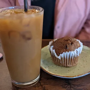 Cold brew &amp; muffin