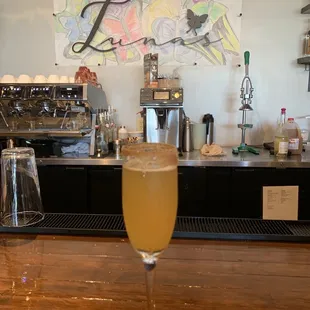 Apple cider mimosa