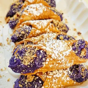 Ube Cannoli AKA Ube Wan Cannoli