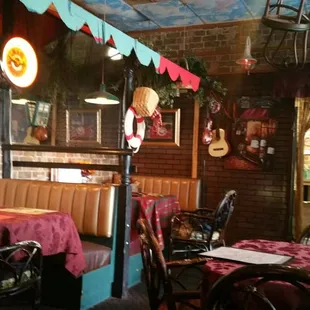 Adorable place to dine and reasonable prices.