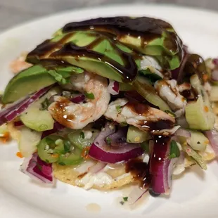 Ceviche de camarón cocido / cooked shrimp ceviche tostada