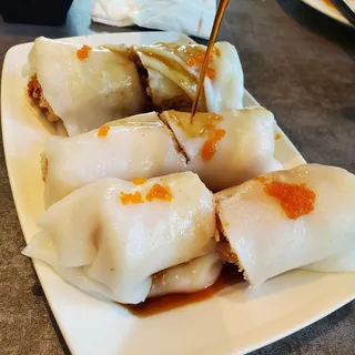 Rice Noodle Roll w/ Crispy Shr