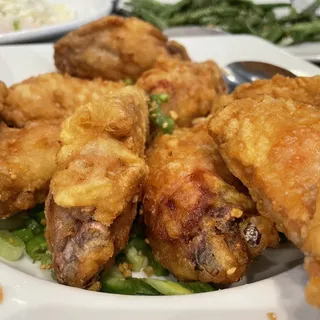 Deep-Fried Chicken Wings w/S&P
