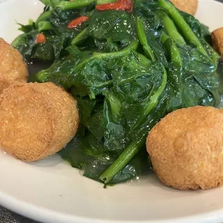 Stir-Fried Pea Sprouts w Egg/T