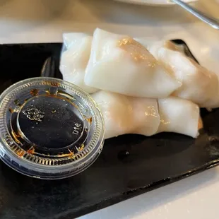 Rice Noodle Roll w/ Shrimp