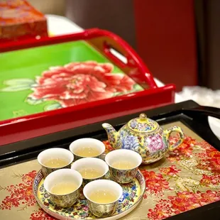 Tea ceremony for wedding banquet