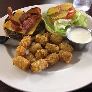 Bacon cheeseburger with tots.