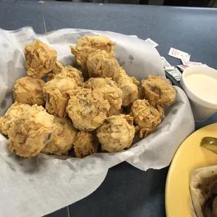 Fried mushrooms with horsy-ranch. That sauce was a great addition!