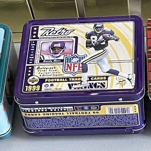 My personal favorite lunch box! SKOL!