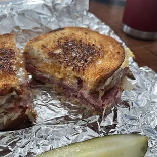 Amazing Ruben. Love Lunchbox deli!