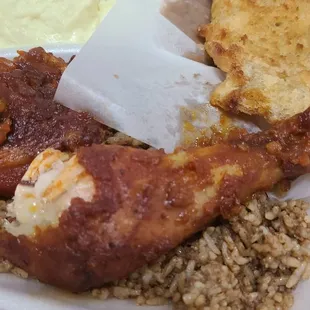chicken, rice, bread, and sauce