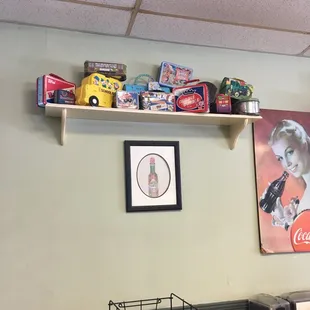 Lunch boxes everywhere!