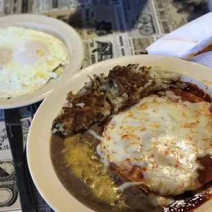Enchiladas montadas were only Ok if they put like queso fresco , onion and cream they will be the bomb, not sure about the hash browns