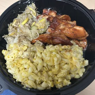 Bbq chicken, MacNcheese, veggies