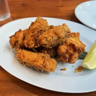 Fried chicken wings