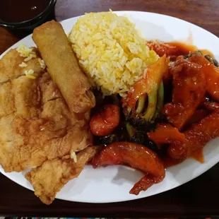 Hot Braised Chicken / Lemon Chicken combo plate.