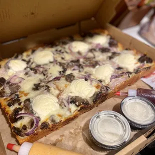 Luna pizza + wowie sauce, ranch and hot honey  ... wowie is our FAVORITE