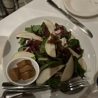 Spinach with Pear, Panelle & Speck